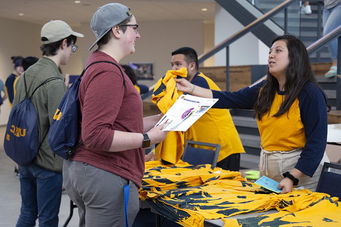 Transfer and non-traditional students at orientation